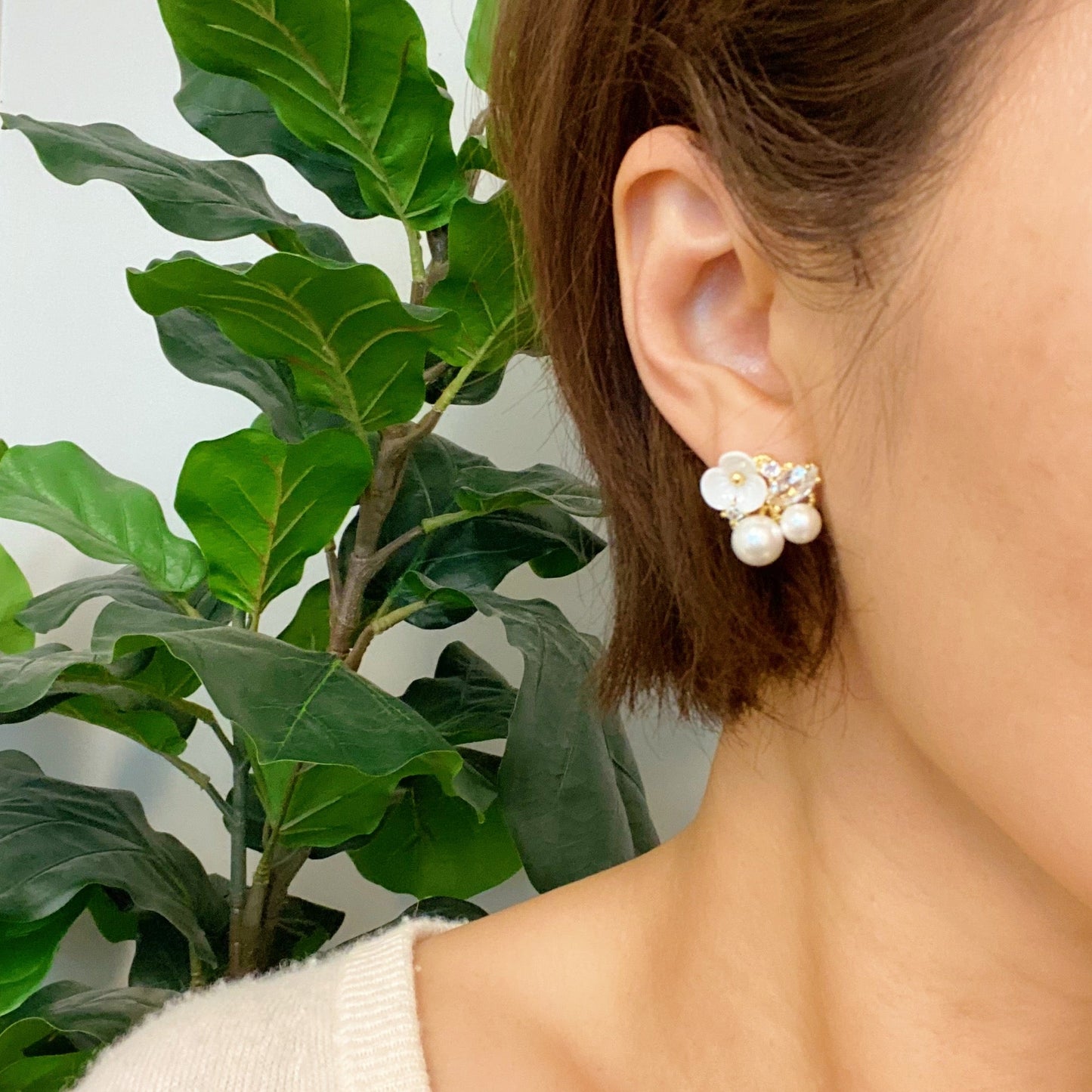 Mini Bloemen Oorbellen met Juwelen