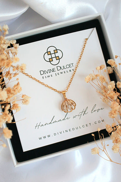 "Ocean Treasure" 24 karats snäckhalsband