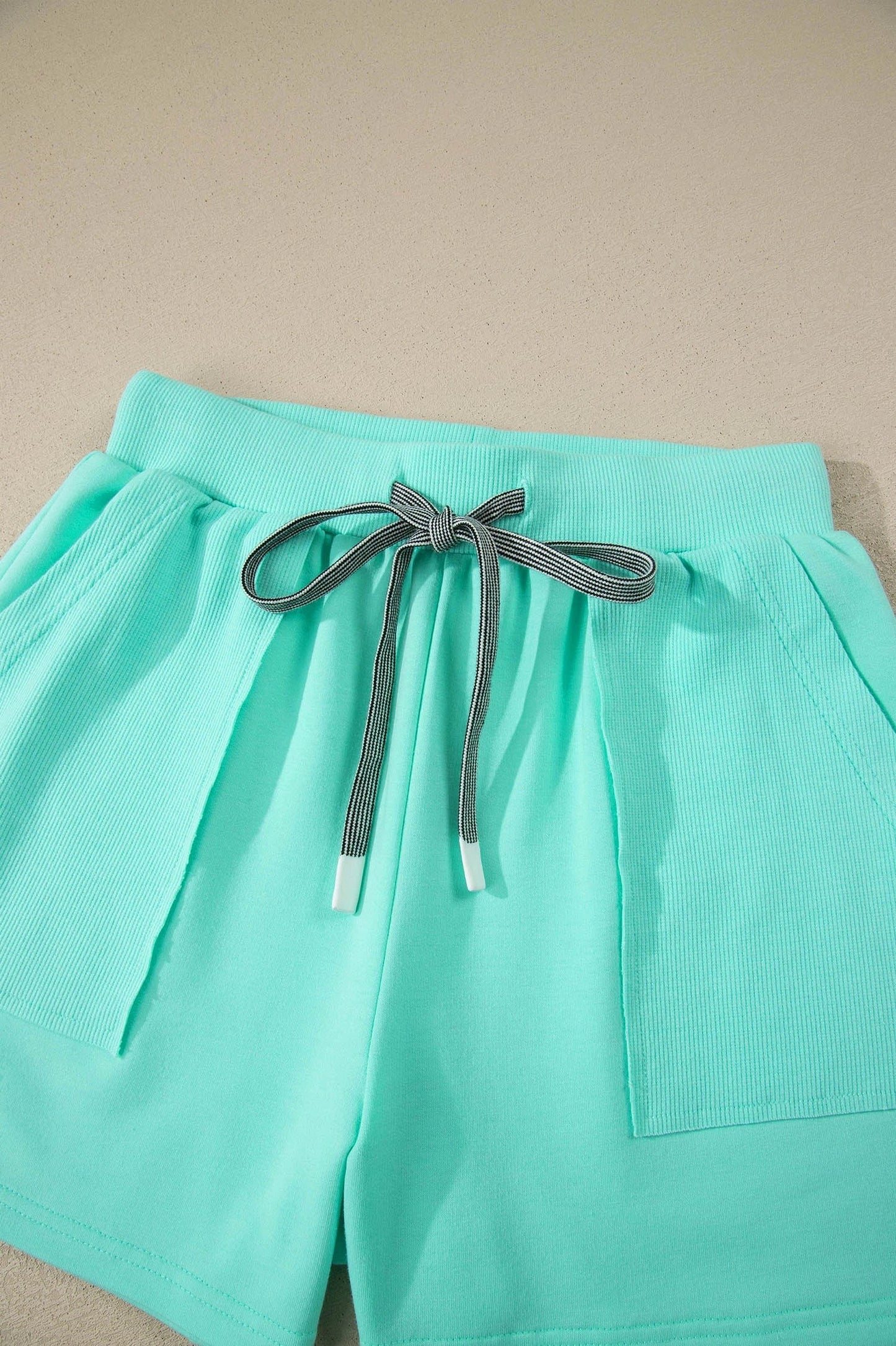 Effen V-hals Top Met Korte Mouwen & Shorts Met Trekkoord Set