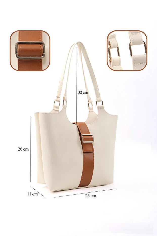Bruine kunstleren crossbodytas met drukknoopsluiting en enkele witte band
