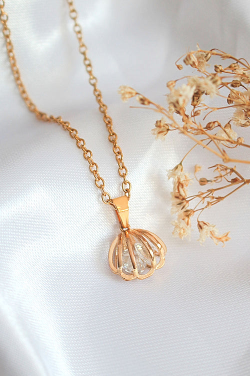 "Ocean Treasure" 24 karats snäckhalsband
