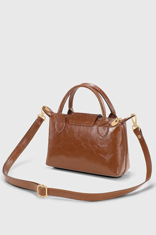 Veelzijdige Crossbodytas Voor Dames van Tan Lakleer